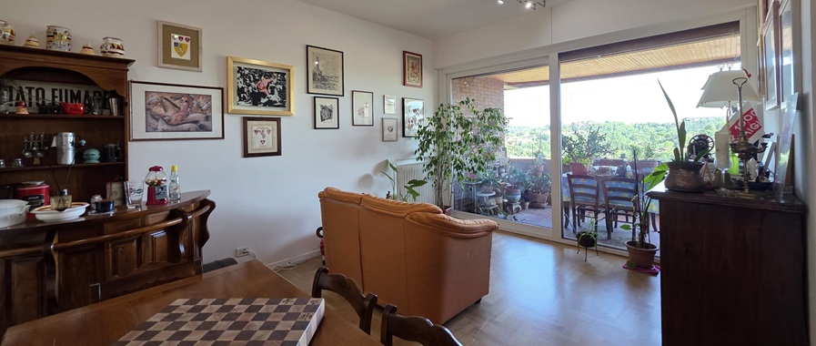 Vendita Appartamento SIENA CENTRO, ZONA LUPE. Vendesi, elegante appartamento recentemente ristrutturato, posto al terzo...