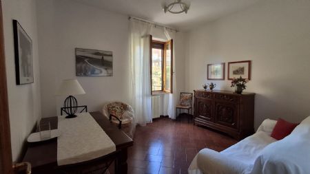 Vendita Appartamento SIENA, ZONA SEMICENTRALE: RAVACCIANO. A pochi passi dal centro storico e da Porta Ovile, proponiamo...