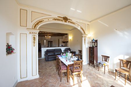 For Sale Apartment IN THE OLD CITY CENTRE OF SIENA. A tastefully renovated and furnished apartment on the second floor...