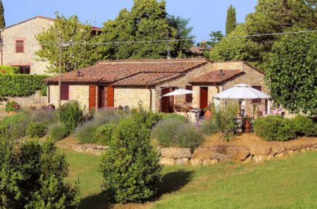 For Sale Farmhouse and Countryhouse CHIANTI: CASTELLINA IN  CHIANTI. A lovely property completely renovated (former barn) and converted...